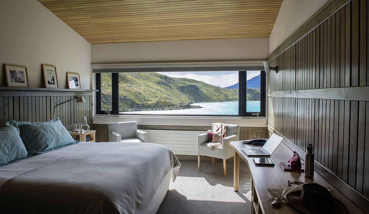 Cordillera-Paine-room-a-wooden-interior-design-according-to-Patagonia