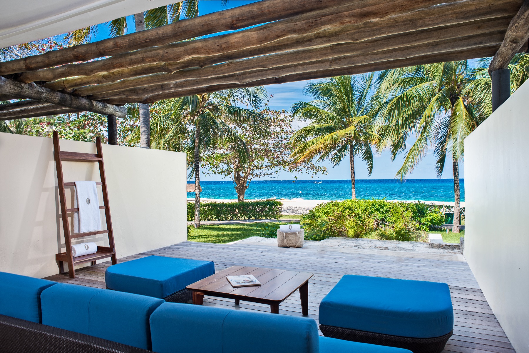 luxury beach front terrance