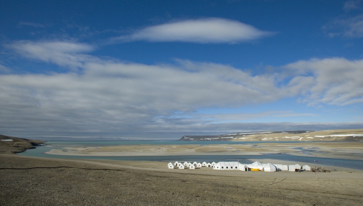 Arctic_Watch_Wilderness_Lodge_1