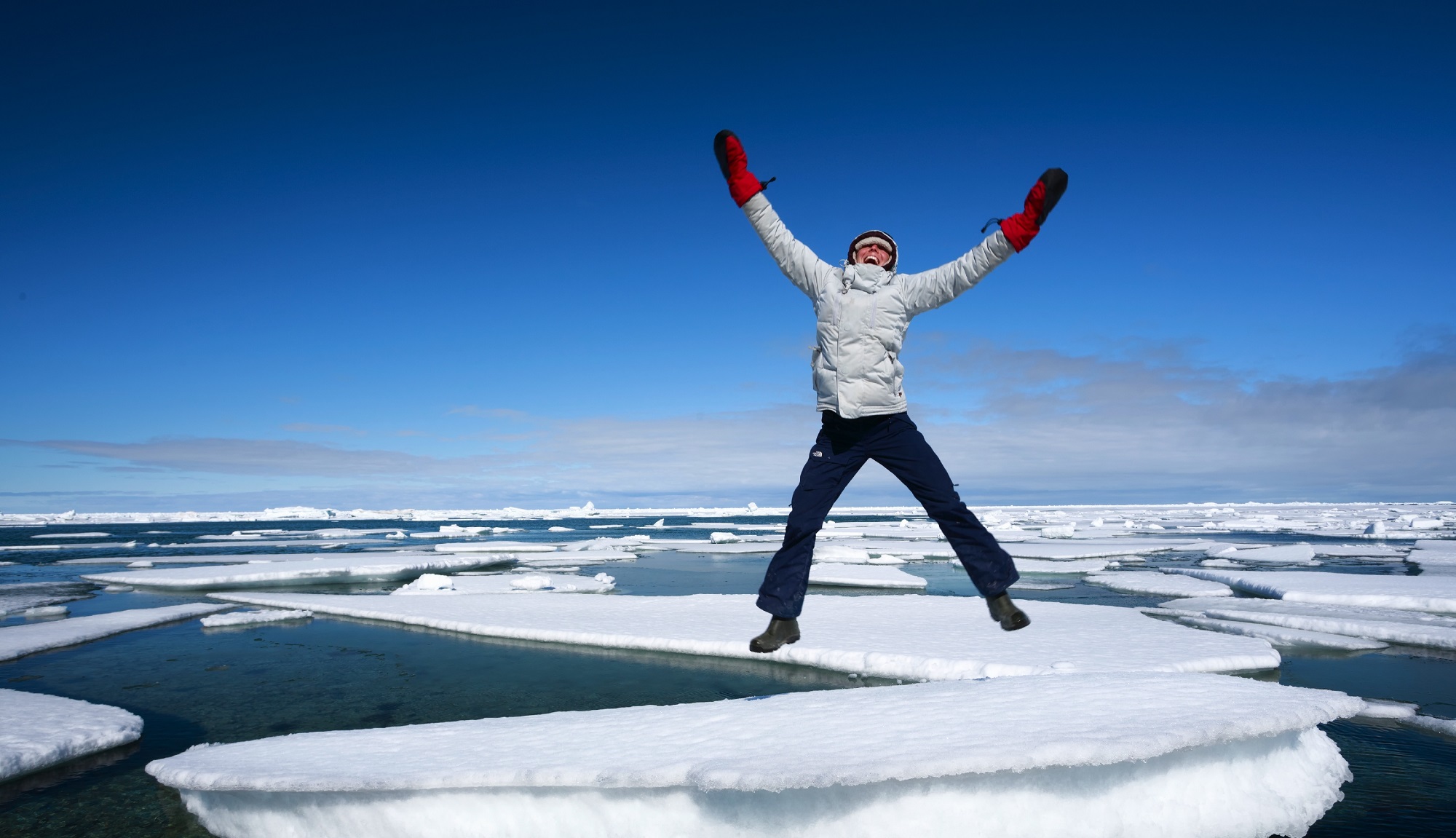 Exploring the sea ice of the Northwest Passage