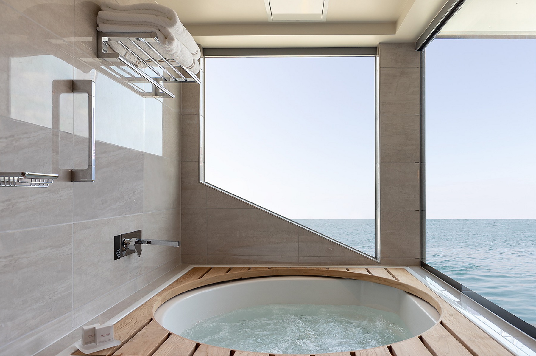 Silver Suite's ocean view whirlpool bath