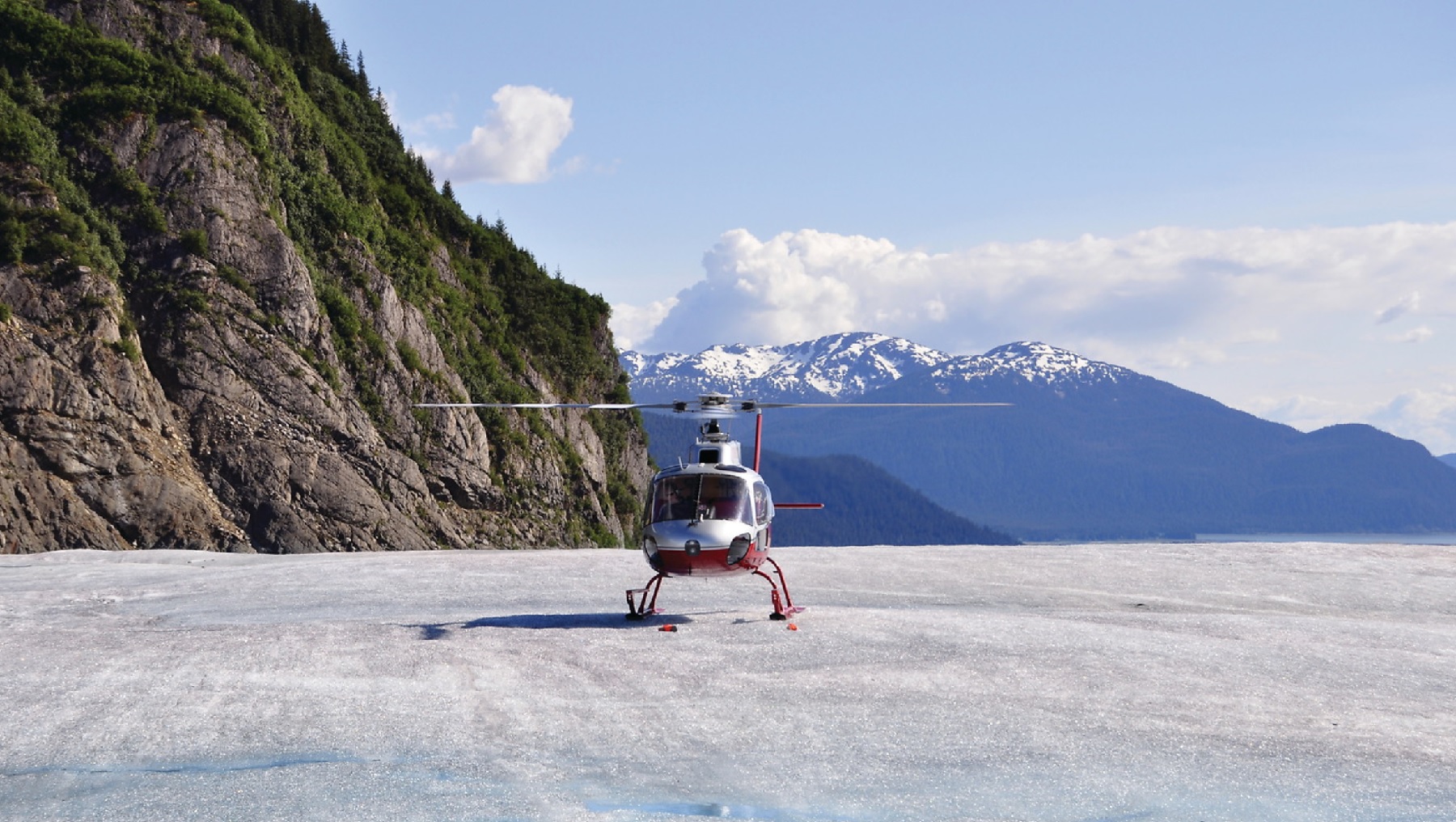 helicopter landing in alaska