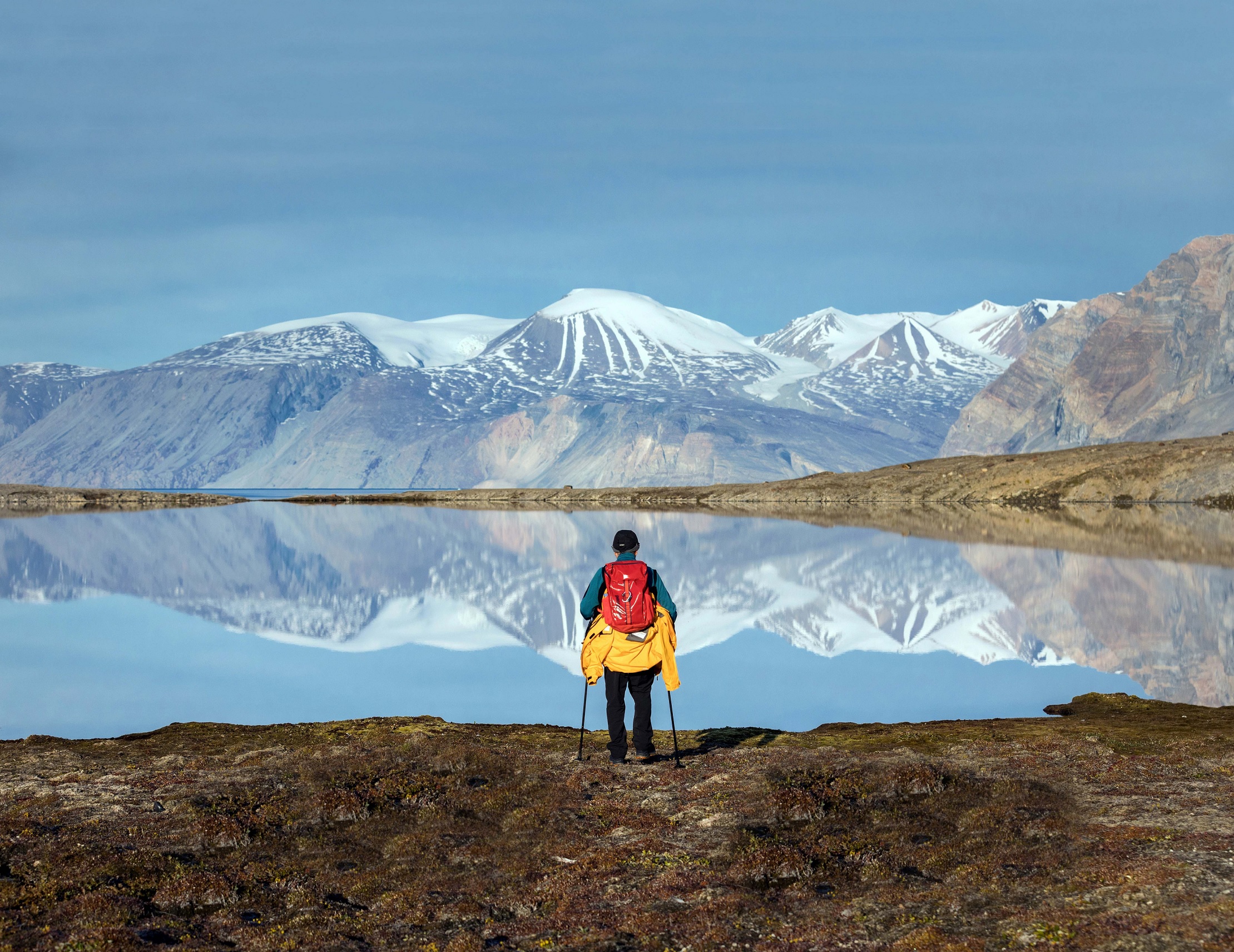 QuarkExpeditions_ThreeArcticIslands-Northbound_pax_alone_in_re…dit-Acacia Johnson