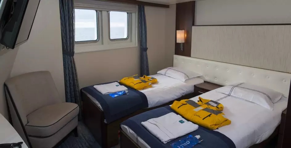 deluxe cabin ocean adventurer